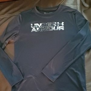 Under Armour long sleeve tshirt